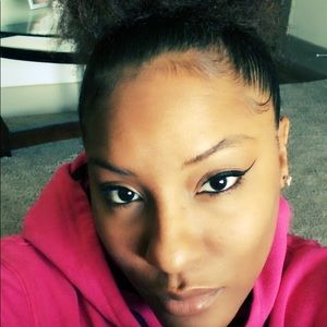 Meet your Posher, Tiffany